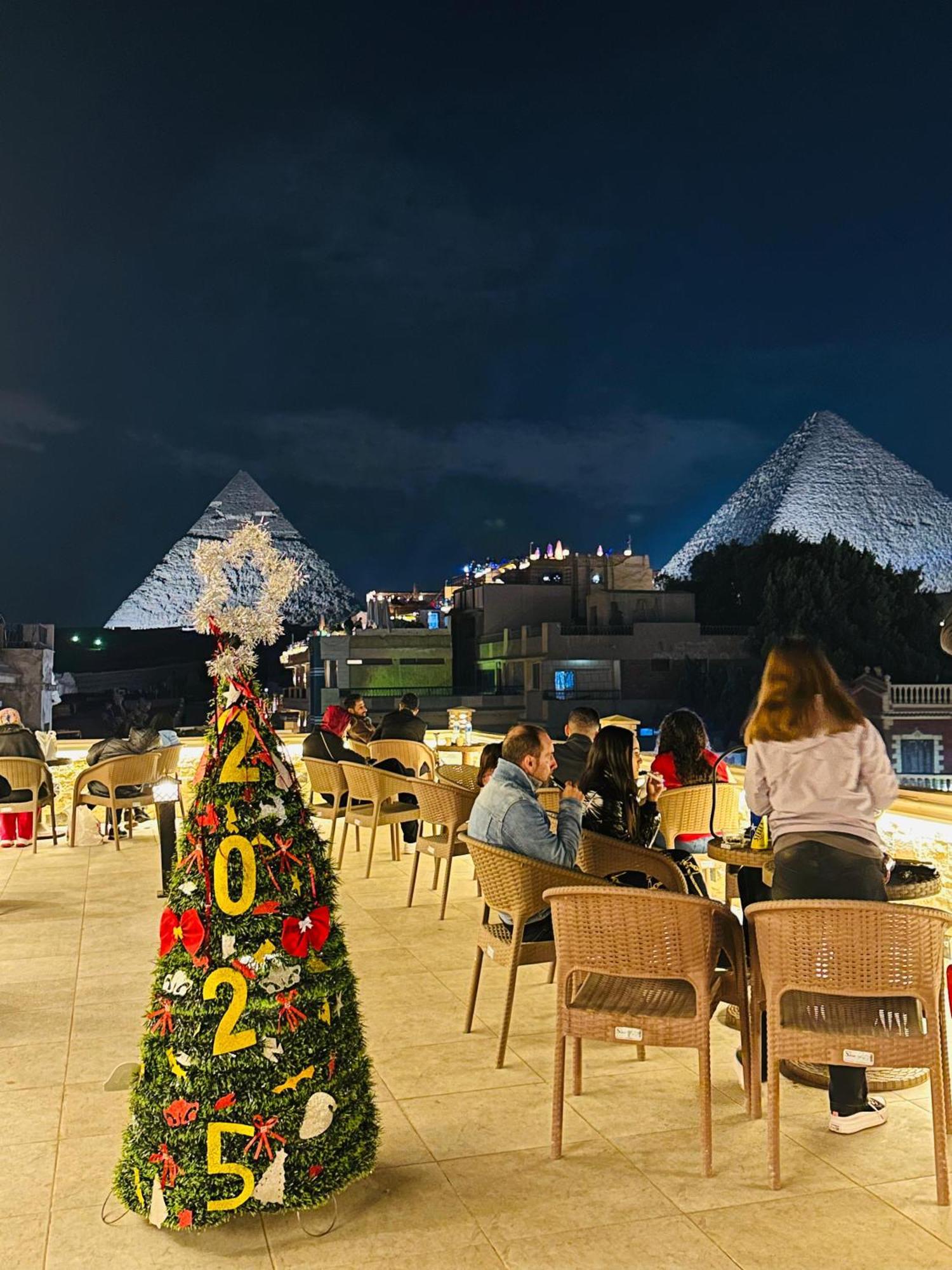 King Ali Pyramids View Inn Kafrat al Jabal Bagian luar foto